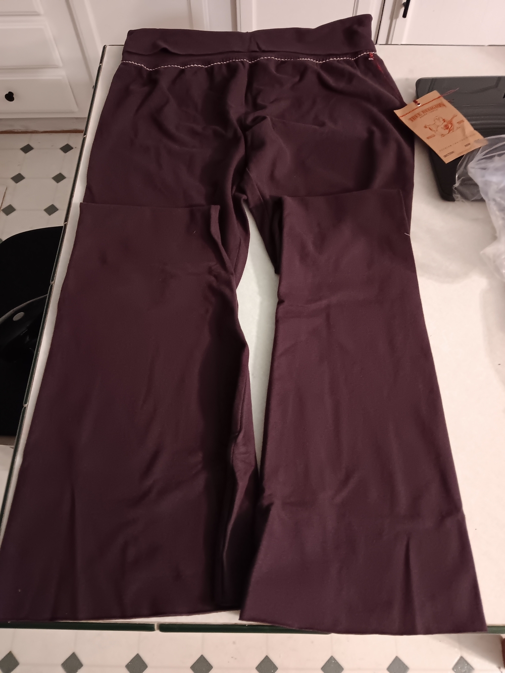 Womens True Religion Yoga Pants Flare Leg. Size S.
